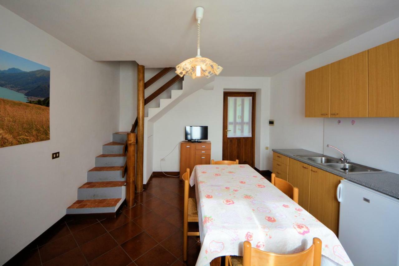 Agriturismo Runchee Vercana Екстериор снимка